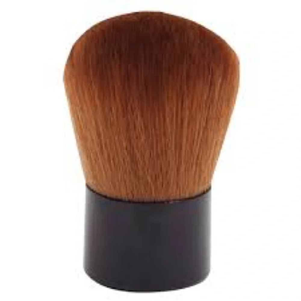 NWT Marianna Pro Basic Kabuki Makeup Brush